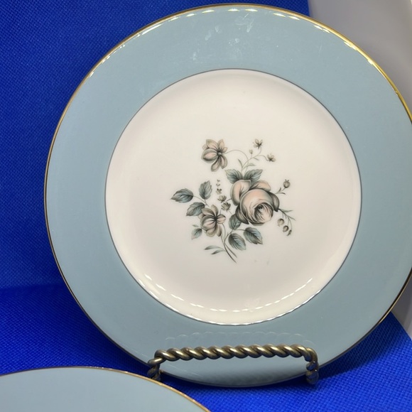 Royal Doulton English Translucent Dessert Plates